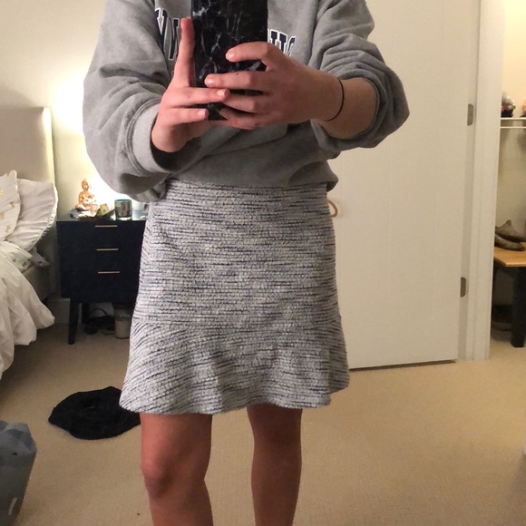 Blue and White tweed skirt - Picture 6 of 6